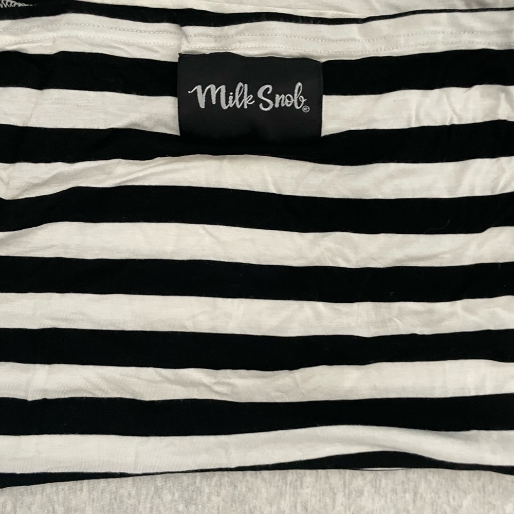 Baby car seat cover- very cute black and white! 💕 very good shape!